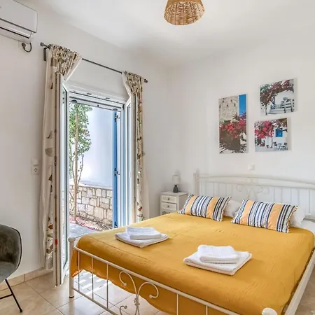Comfy House In Paros Apartment Aliki (Paros)